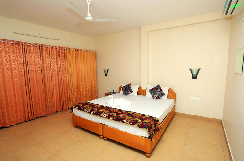 Cherai Beach Palace Resorts - Deluxe Room2